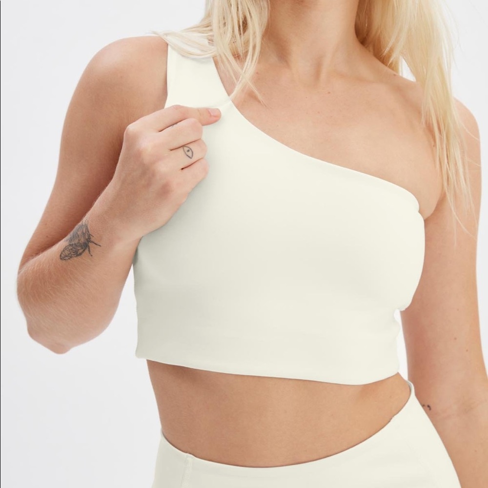 NWT Girlfriend Collective One Shoulder Bra